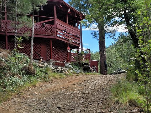 3rd image of 8000 S Breezy Pine Rd