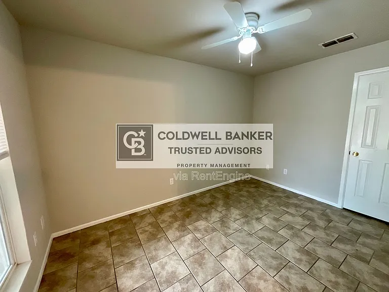 3415 49th St #B — Photo 3
