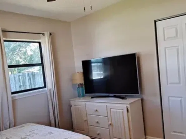 195 Willow Ave, Merritt Island, FL 32953