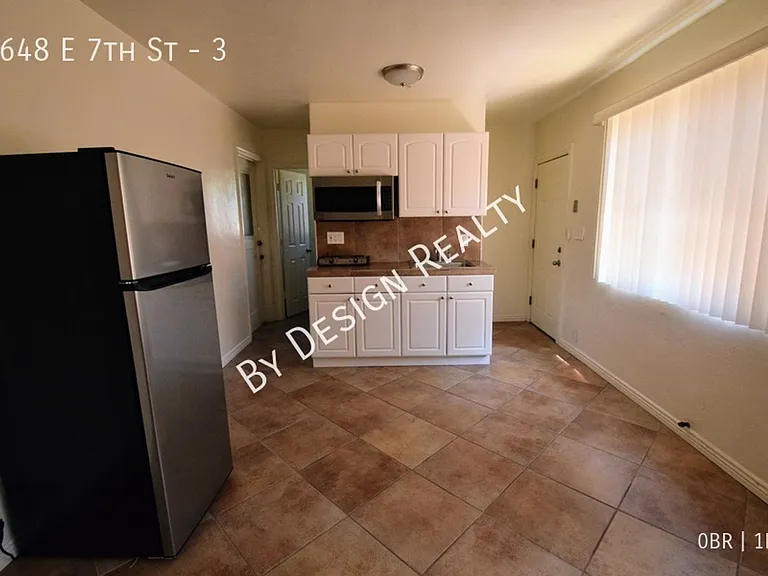 1648 E 7th St #3 — Photo 8
