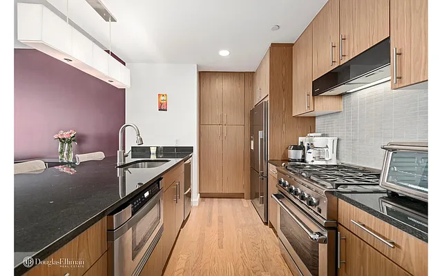 Rented by Douglas Elliman | media 17