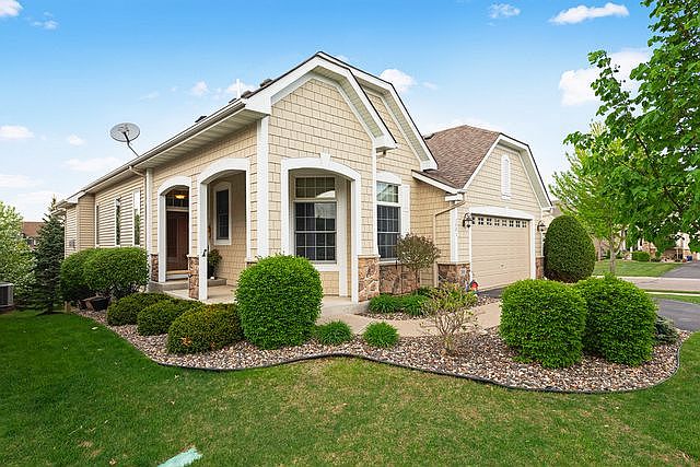 1st image of 3891 Lilac Ln