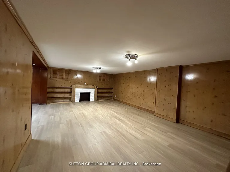 97 Valecrest Dr — Photo 12