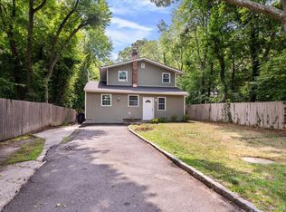 1241 Connetquot Avenue, Central Islip, NY 11722