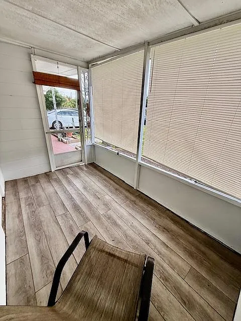 Porch 1 - 1004 George St