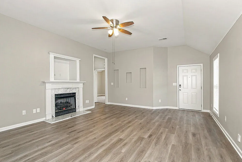 3 bed, 2.0 bath, 1504 sqft, $1,625 — Photo 4