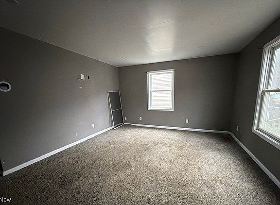 2nd image of 1135 Sharon Ave