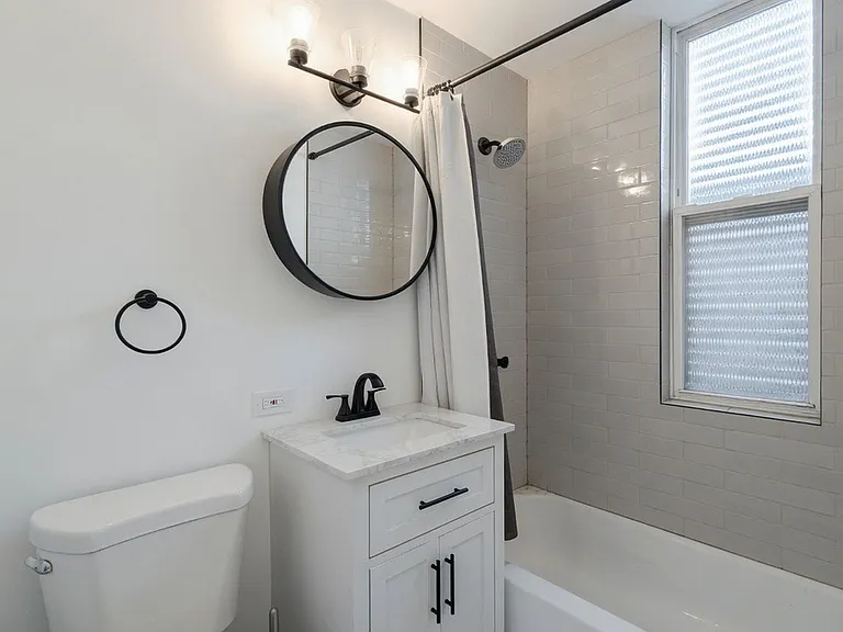 1312 W Ohio St #1R — Photo 7