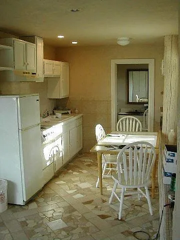 1365 Brand Rd #H — Photo 3