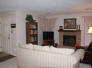 12633 W 110th Ter, Overland Park, KS 66210