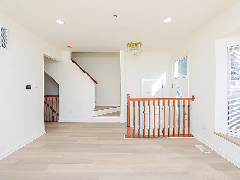 113 Heron Ct — Photo 12
