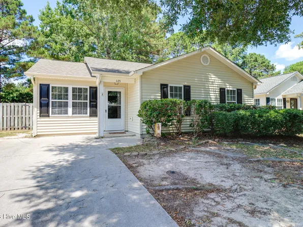 635 Lanvale Hills Circle NE, Leland, NC 28451
