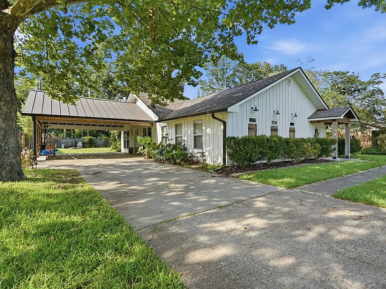 44464 Lakewood Dr — Photo 17