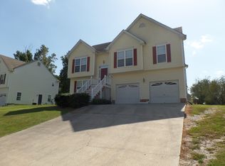 14200 McCabe Dr, Chester, VA 23831