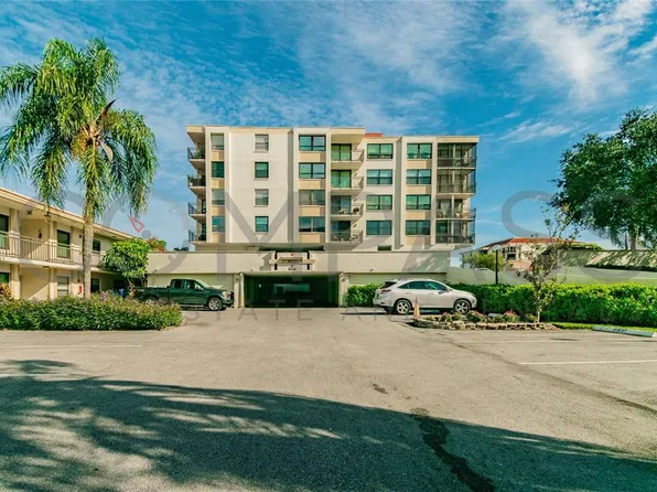 6177 Sun Blvd, Saint Petersburg, FL