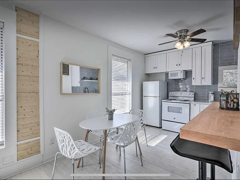 3402 Avenue Q 1/2 — Photo 14
