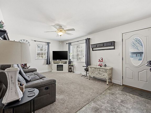 5th image of 1122 N 3rd St