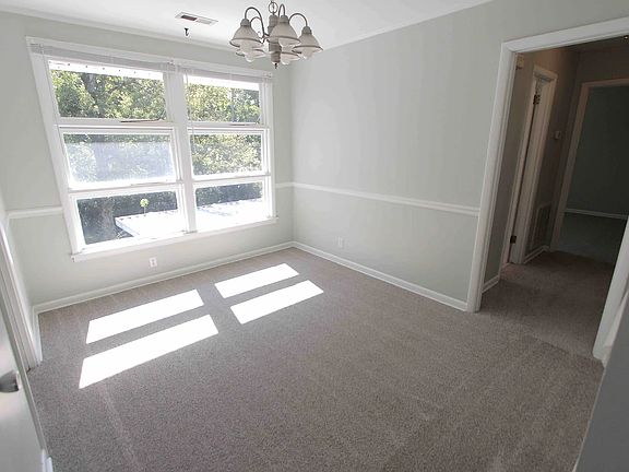 5th image of 567 Whispering Hills Dr #A