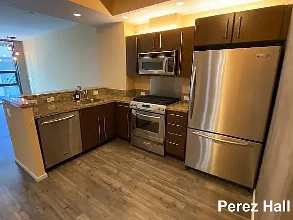 1st image of 350 11th Ave Unit 326
