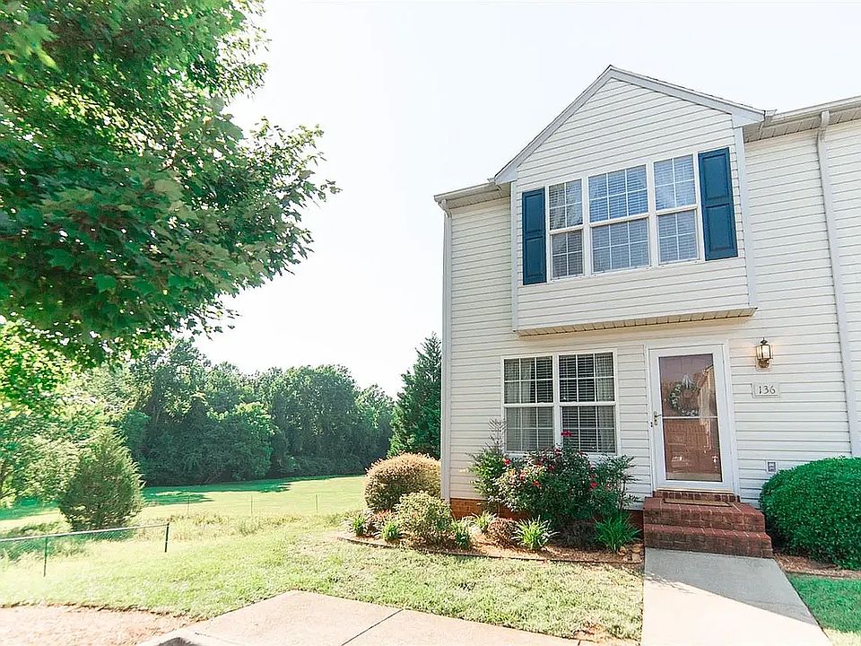 1st image of 136 Mulberry Cir