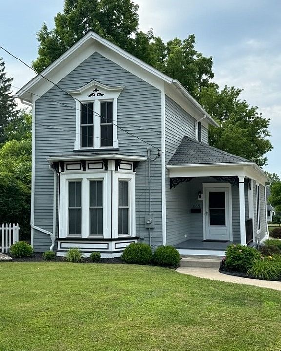 1st image of 10661 Freedom St