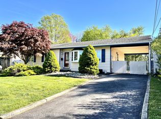 12 Princeton Rd, Parlin, NJ 08859