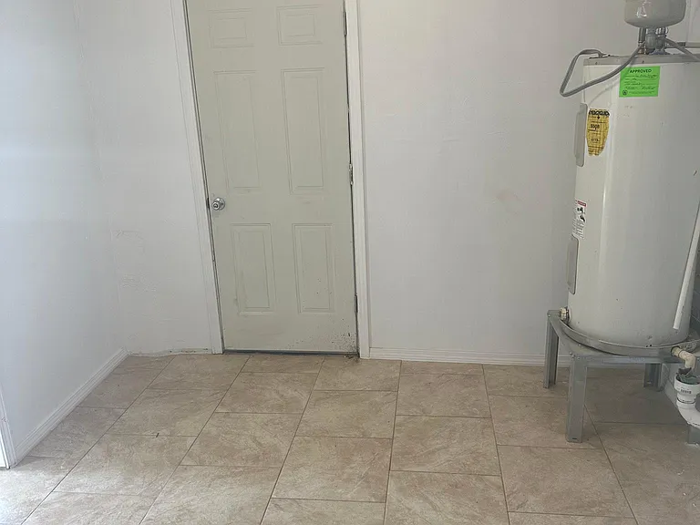 3713 Mallard Dr — Photo 15