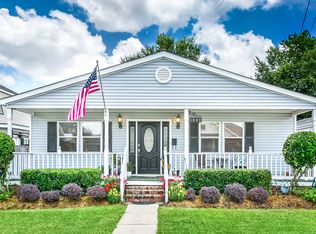 1409 Ridgelake Dr, Metairie, LA 70001