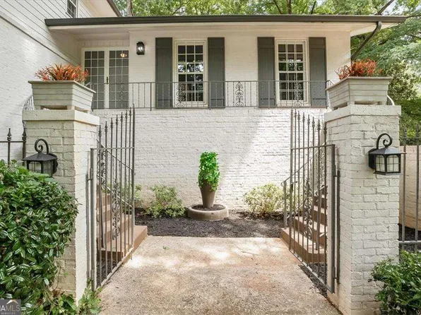 3771 Chateauguay Dr, Decatur, GA 30034