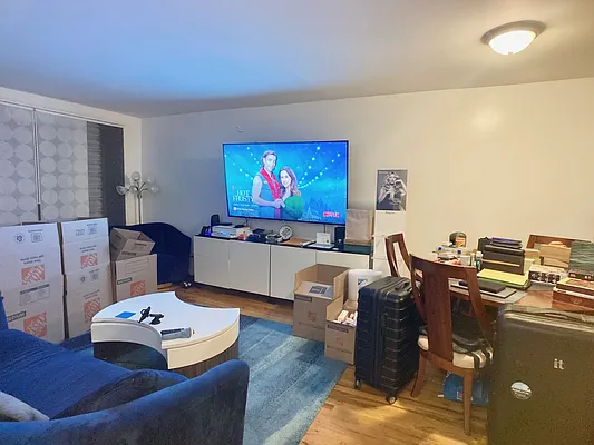 Rented by Corcoran | media 3