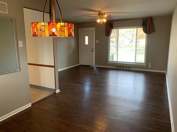 3rd image of 10782 Willinda Dr