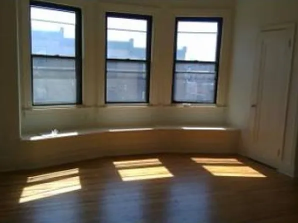 2711 W Girard Ave, Philadelphia, PA 19130