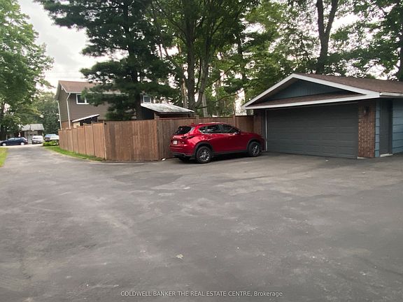 3rd image of 227 Parsons Ave