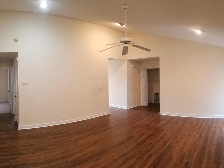 141 Perigon Ct — Photo 3