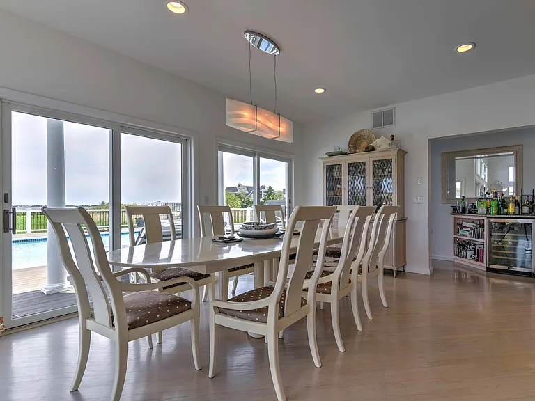13 Bay Meadow Ln — Photo 9