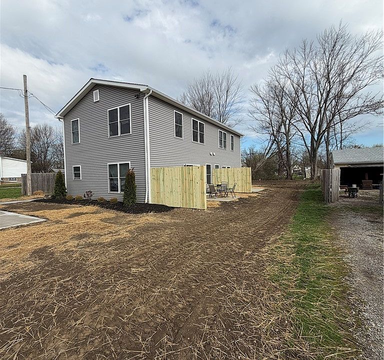 1st image of 161 High St