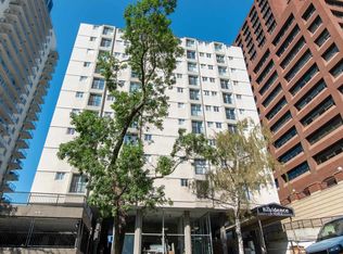 Residence The, Edmonton, AB T5K 1B7