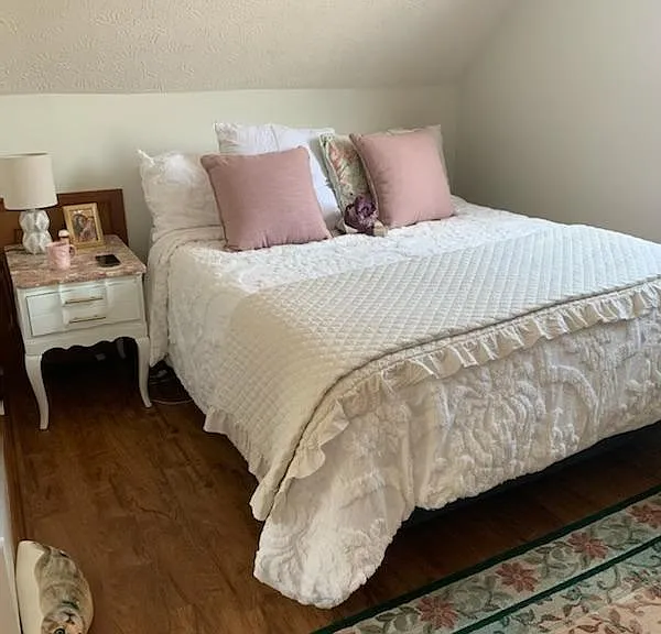 Upstairs bedroom