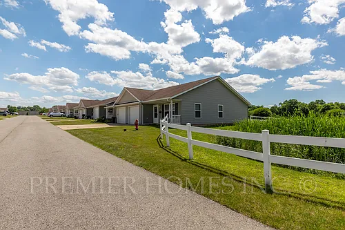 811 Serenity Ln #811 Photo 1