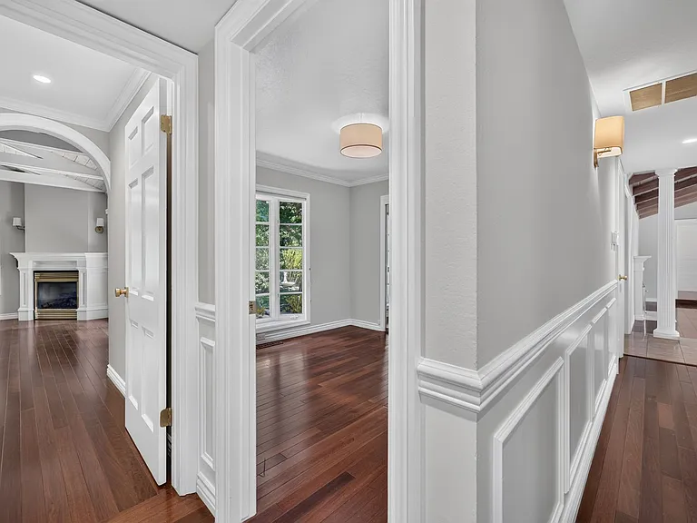 1912 Hannibal Dr — Photo 33