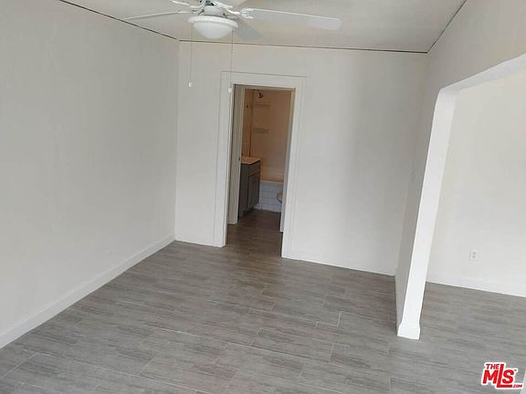 5th image of 6607 Crenshaw Blvd