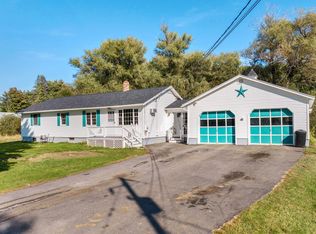 19 Coach Rd, Gilford, NH 03249
