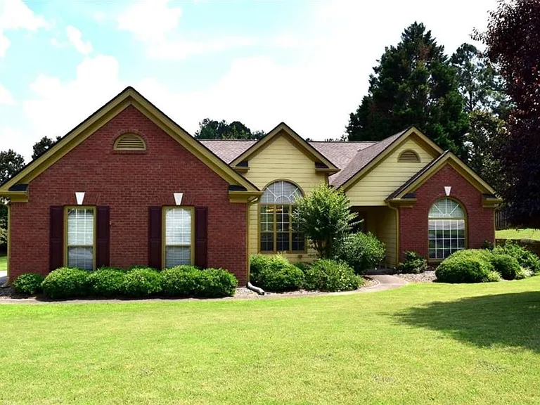 450 Running Fawn Dr — Photo 13