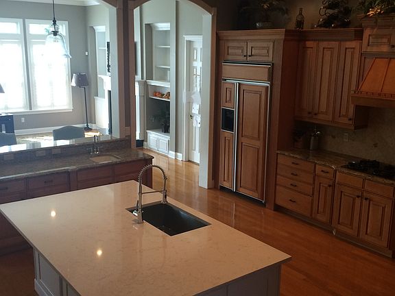 3rd image of 6302 Greatwater Dr