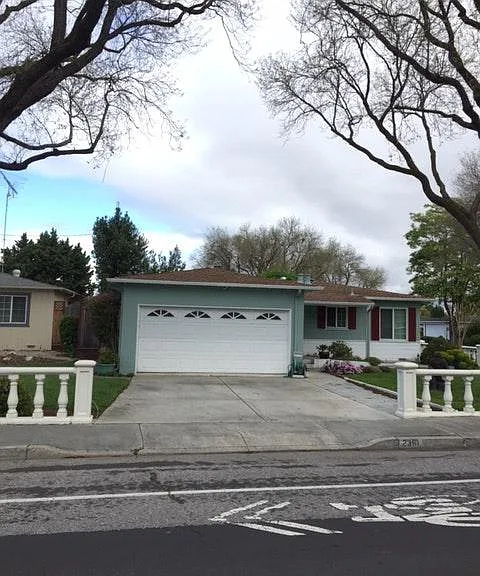 Front House1