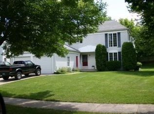 2732 Narraganset Dr, Lansing, MI 48910