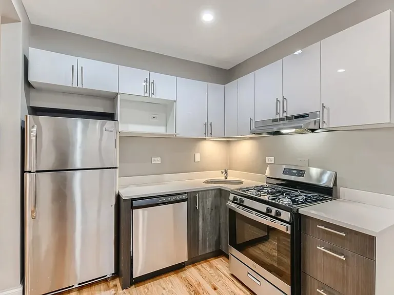 Lakeview East — Photo 8