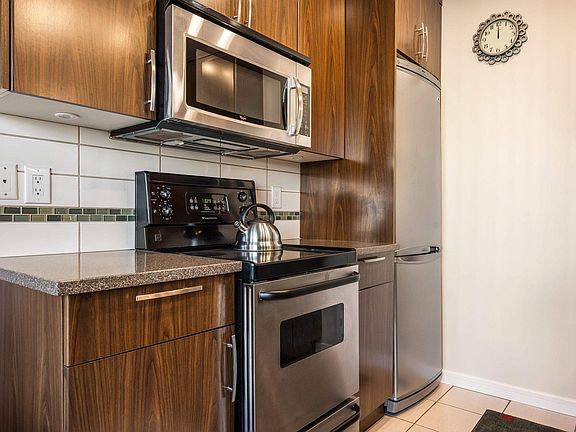 5th image of 45530 Market Way #312