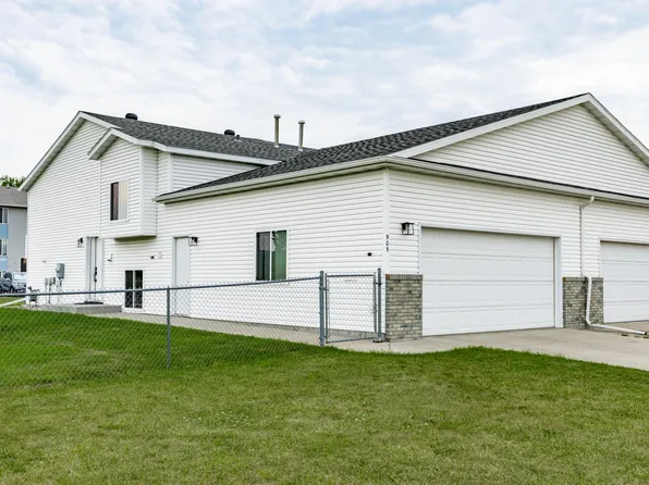 905 11th St W, West Fargo, ND 58078