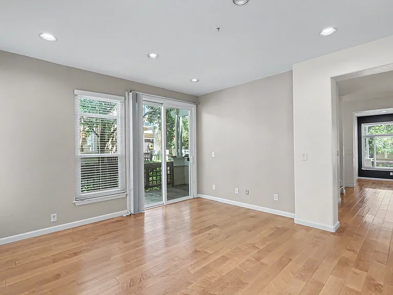 437 Camille Cir #1-11 — Photo 13